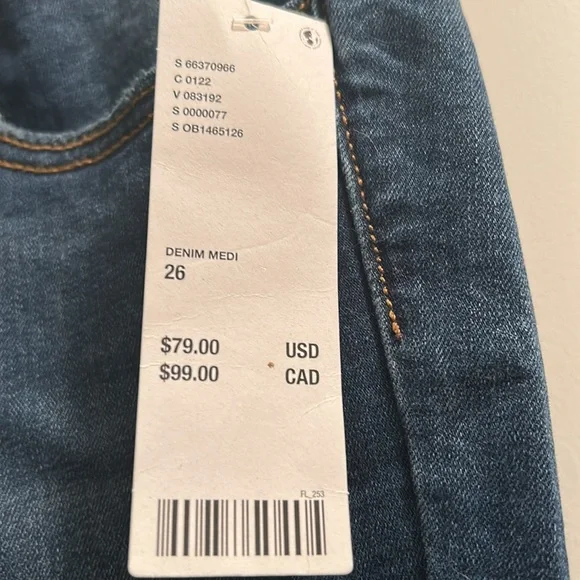 BDG low rise, boot cut jeans, 26 - Picture 2 of 3